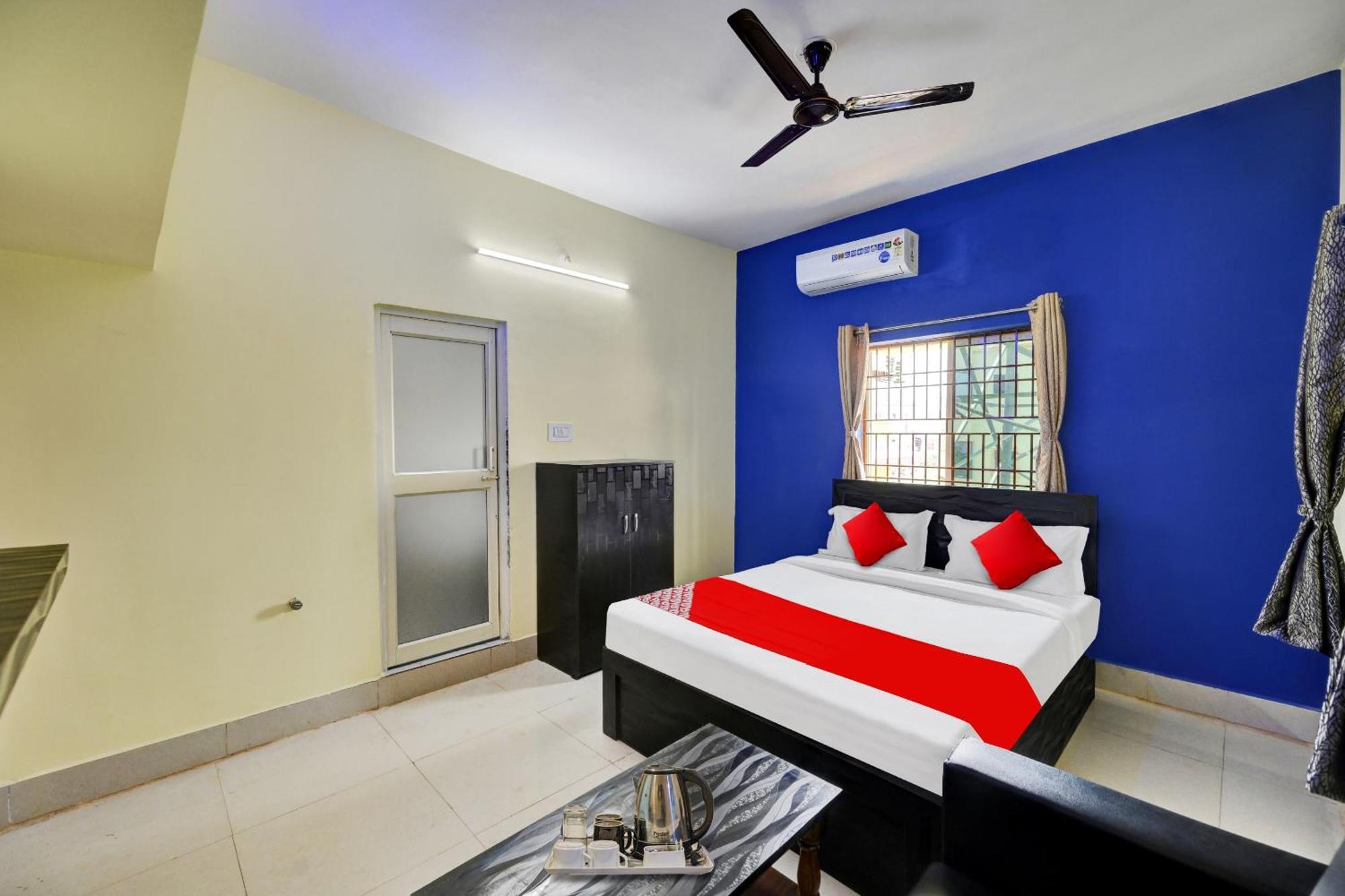 Oyo Flagship 81058 Royal Regalia Hotell Bhubaneswar Exteriör bild
