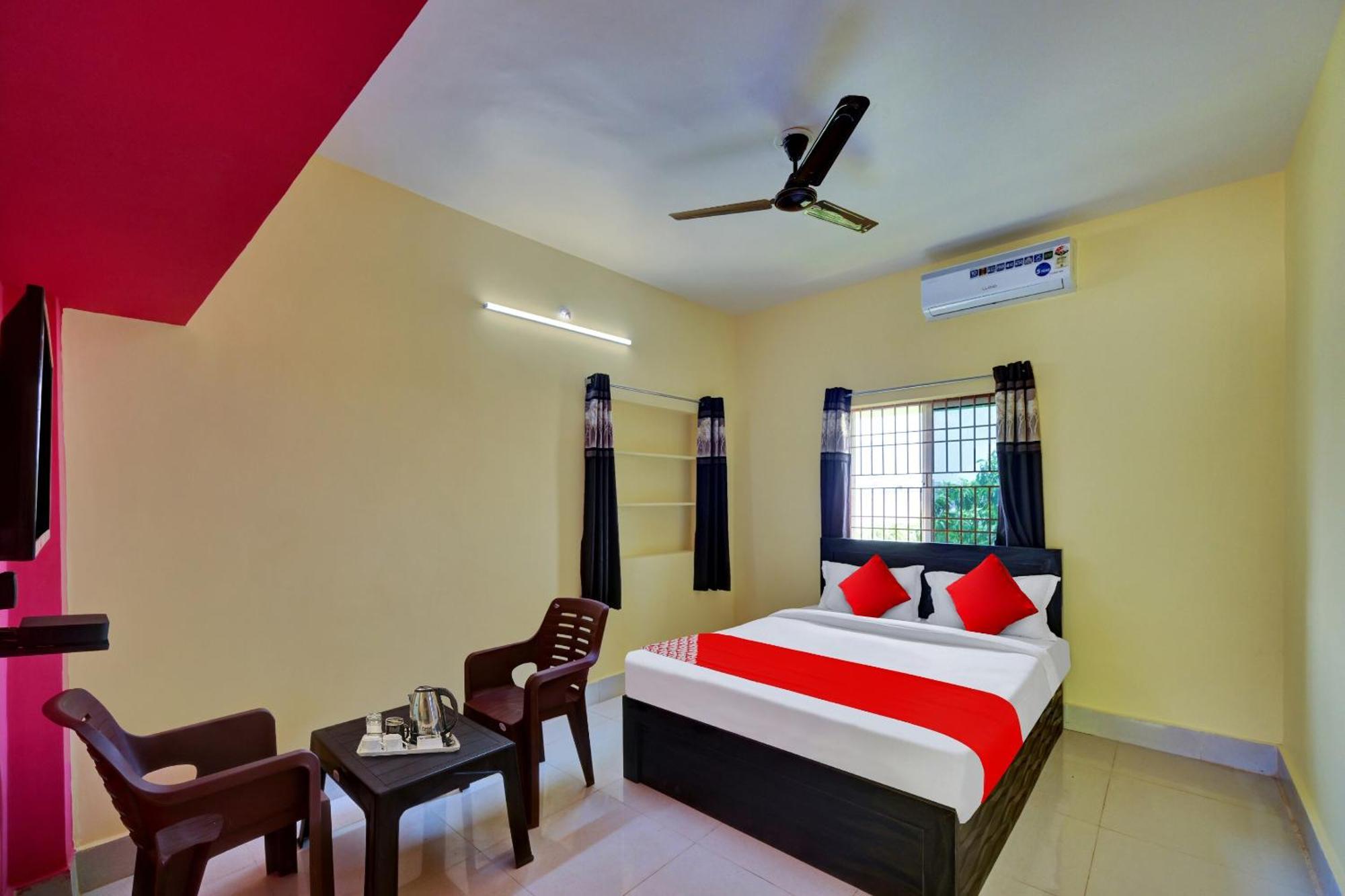 Oyo Flagship 81058 Royal Regalia Hotell Bhubaneswar Exteriör bild