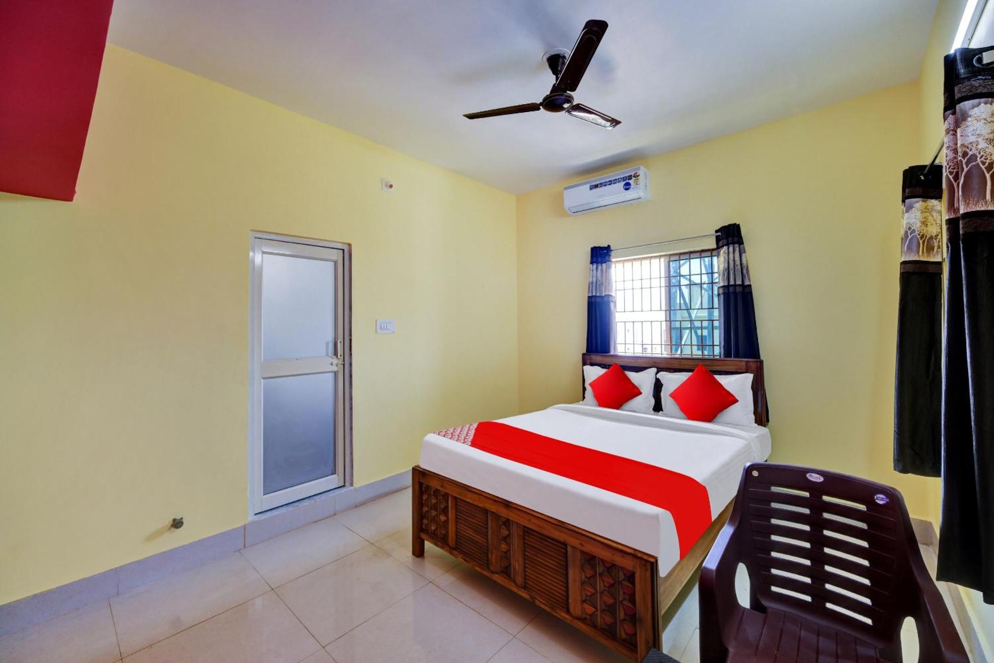 Oyo Flagship 81058 Royal Regalia Hotell Bhubaneswar Exteriör bild